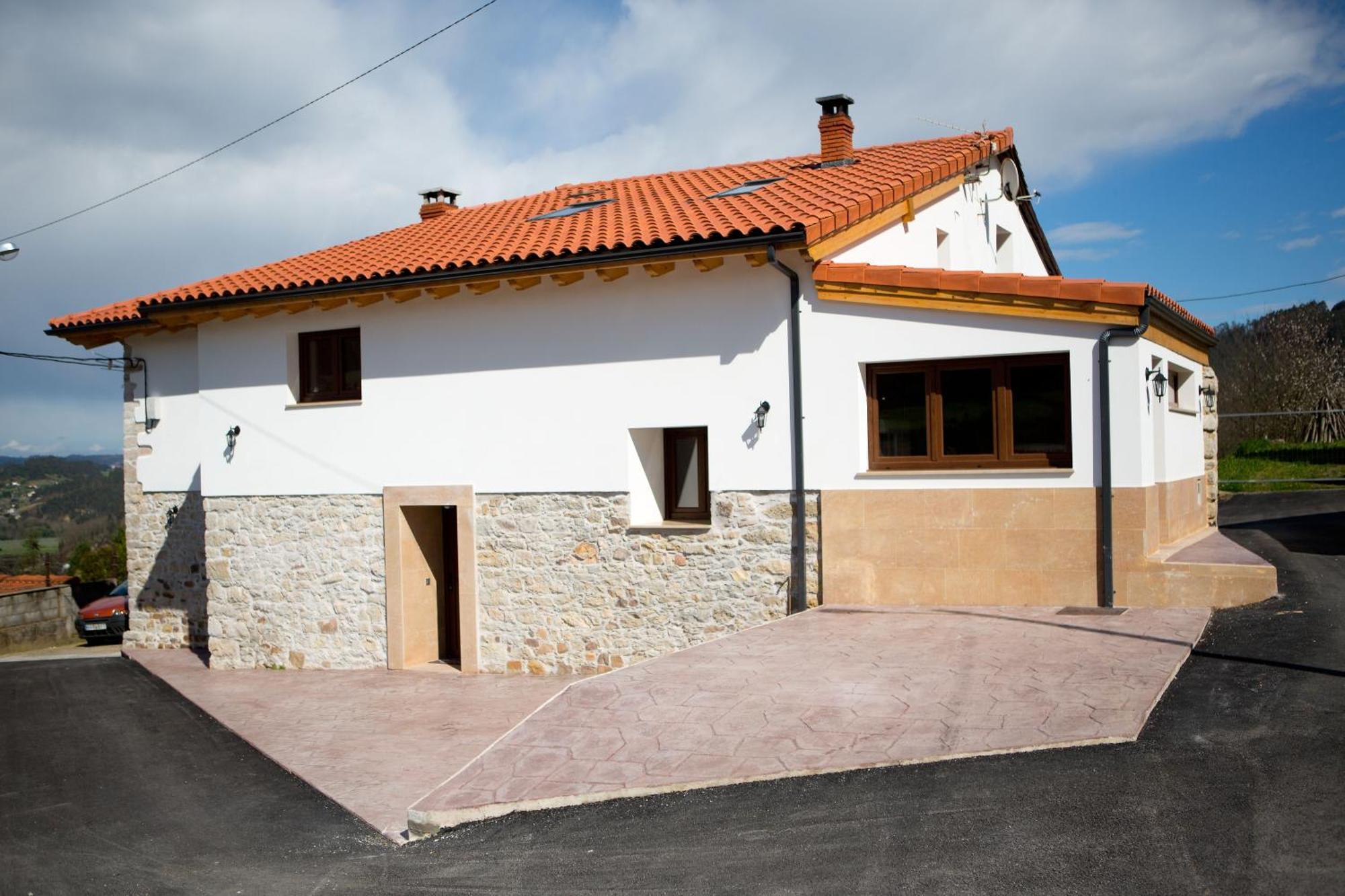 Ca Roxa Casa vacanze Pravia